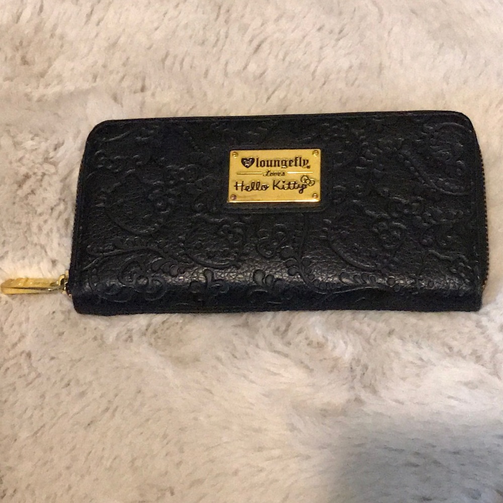 Loungefly - HK black leather wallet